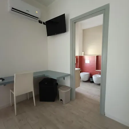 Redroom-House Konukevi Alghero