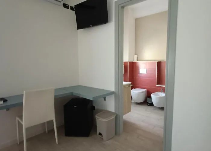 Redroom-House Konukevi Alghero