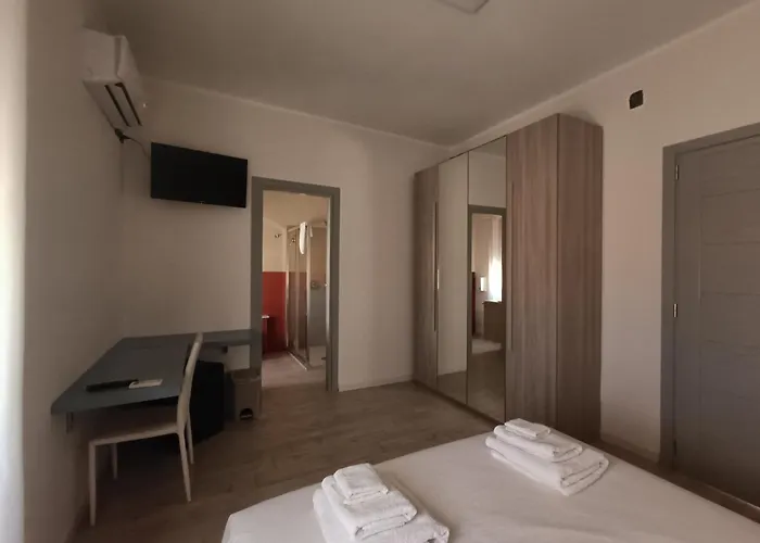 Redroom-House 3* Alguer